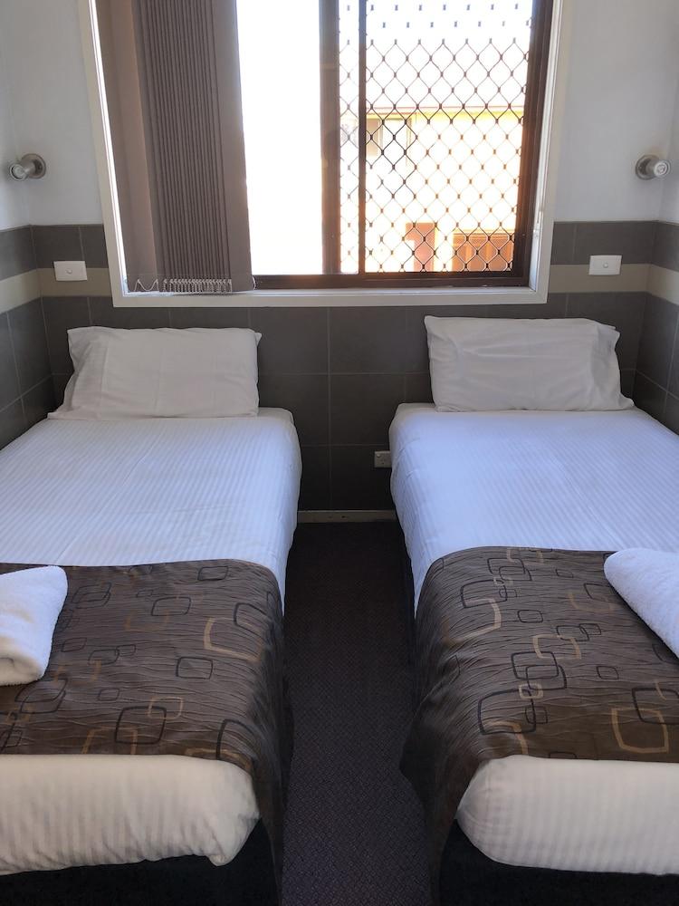 Tamworth Central Motel Екстериор снимка